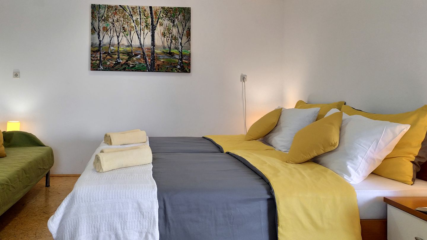 Rural Cottage Rental Ideal for Glamping in Slovenia