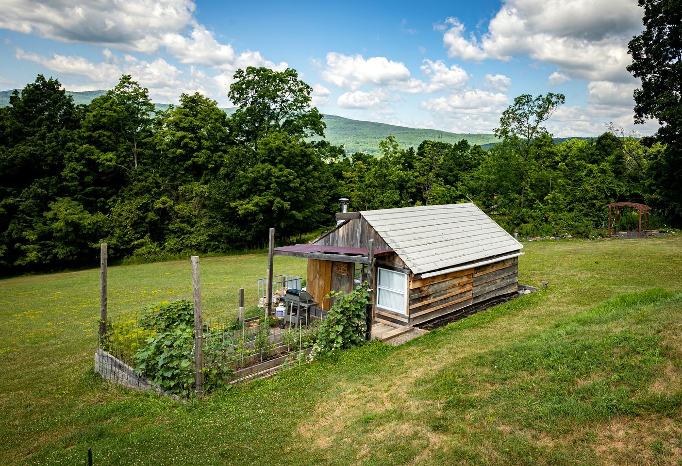 Cozy Barn Rental for an Exciting Weekend Getaway from New York