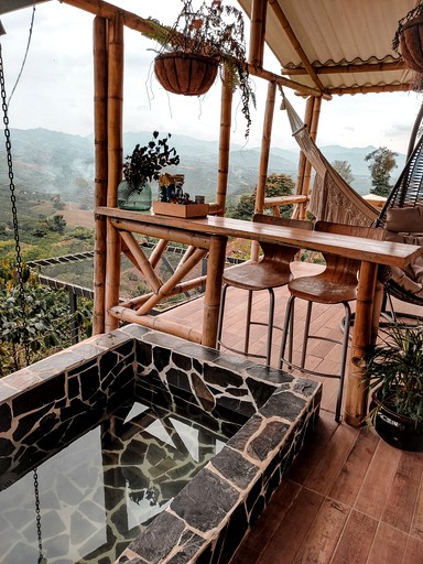 Huts (Colombia, Palestina, Caldas)