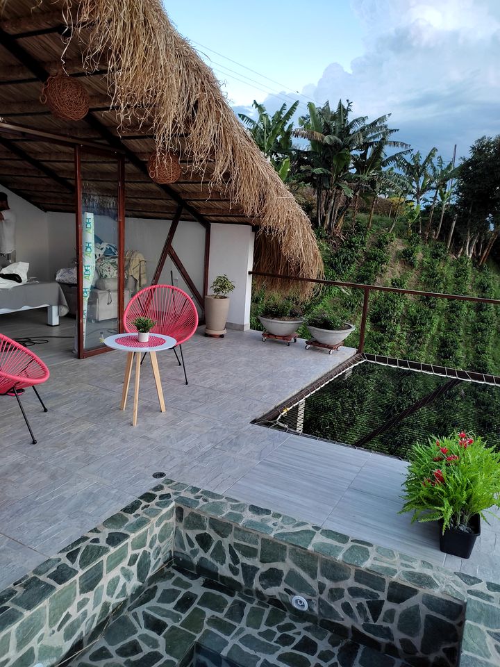 Romantic Hut, makes for a Beautiful Couples Vacation in Colombia