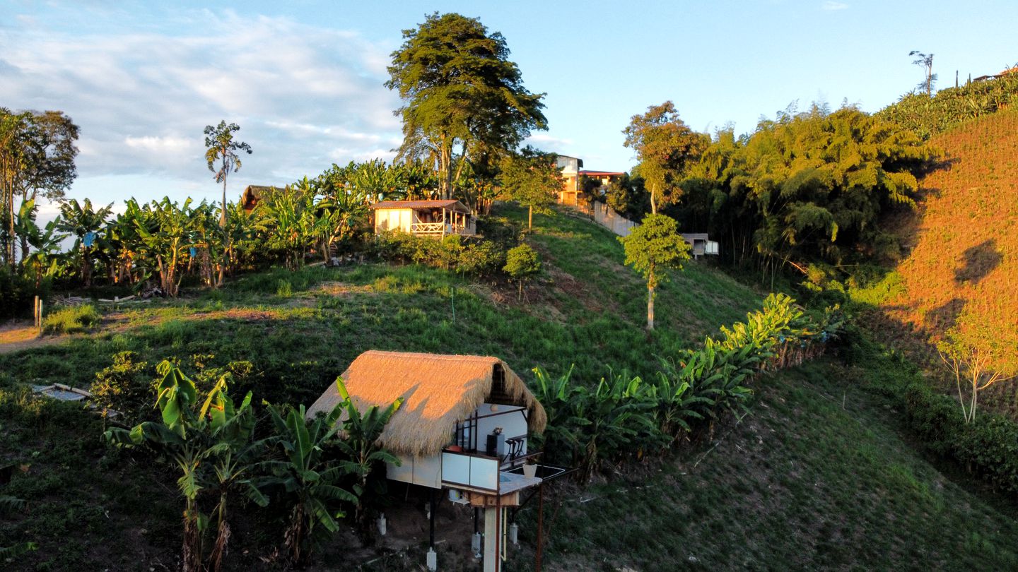 Beautiful Remote Hut, a True South American Paradise