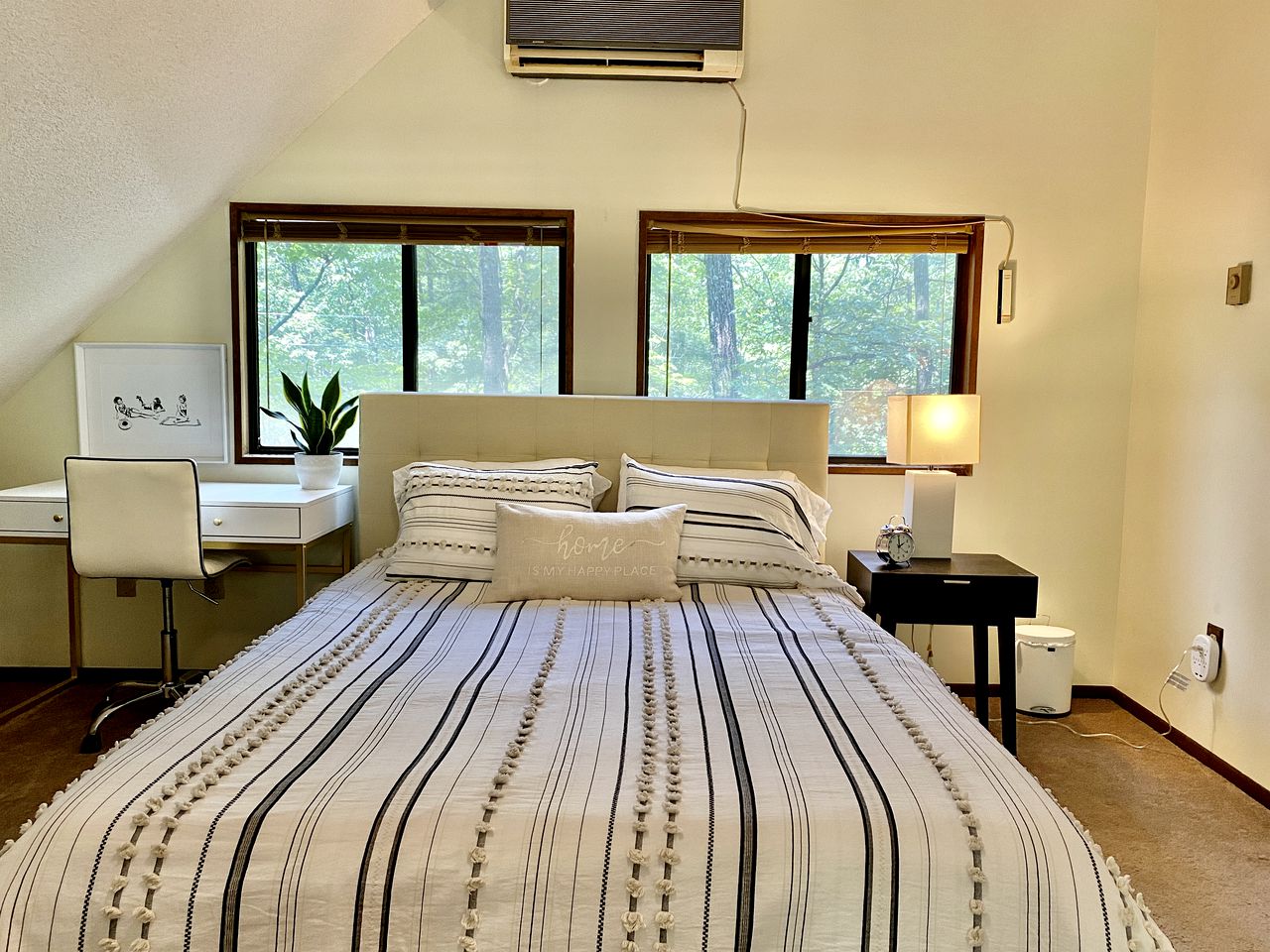 Secluded Cabin Rental with Forest Views outside of Baltimore