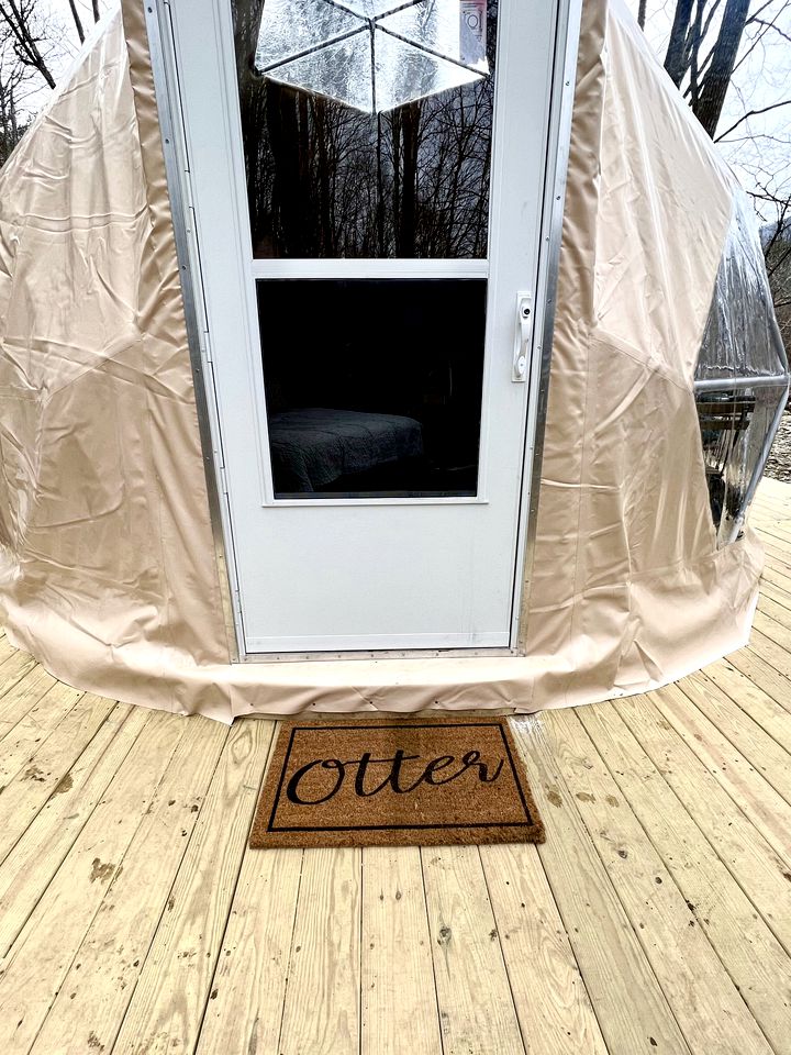 Cozy Domes Overlooking the Watauga River for a Romantic North Carolina Getaway