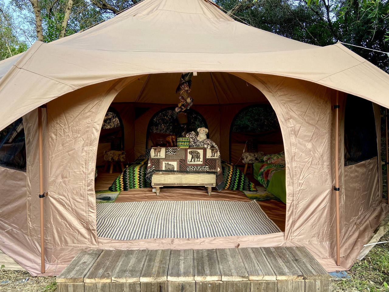 Bohemian Bell Tent Perfect for a Relaxing Getaway near Malaga City