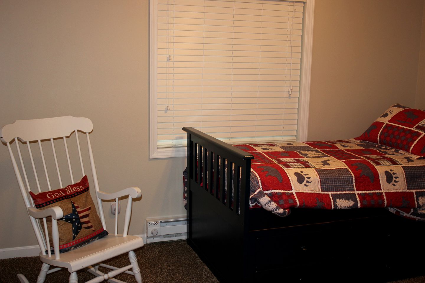 Beautiful Cabin near the Cedar River for a Perfect Family Vacation in Letts, Iowa