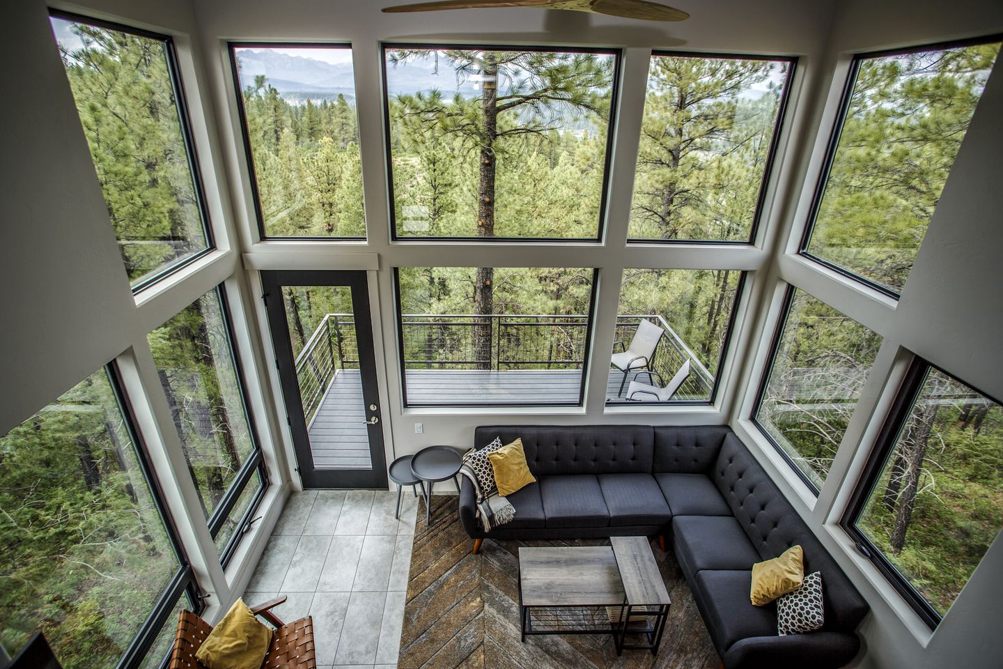 Scenic Cabin Rental for an Off-the-Grid Holiday near Pagosa Springs, Colorado