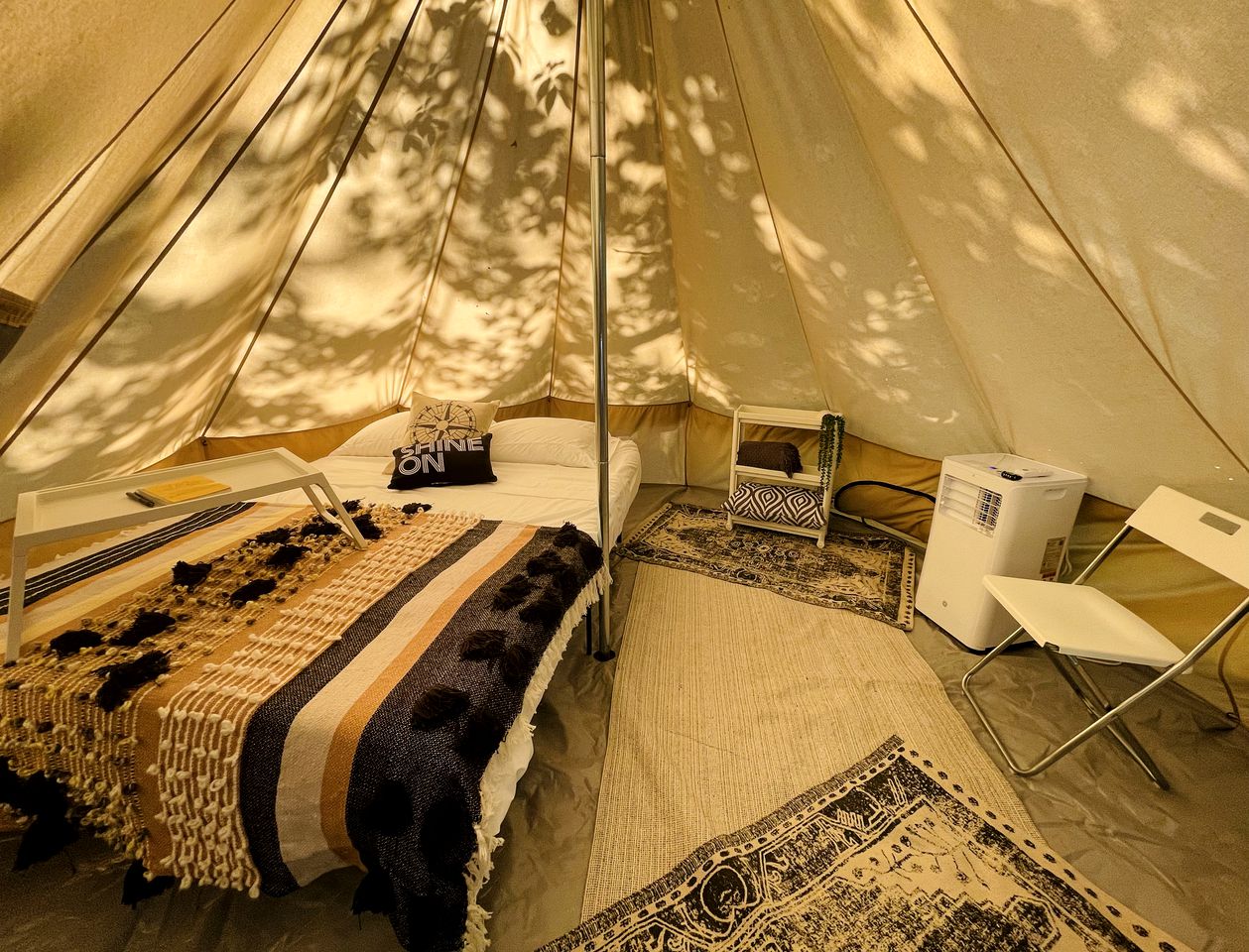 Bell Tents (United States of America, Kingston, Oklahoma)