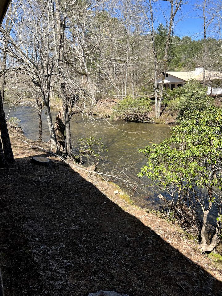 Rustic Log Cabin Rental near Chattahoochee National Forest, Georgia