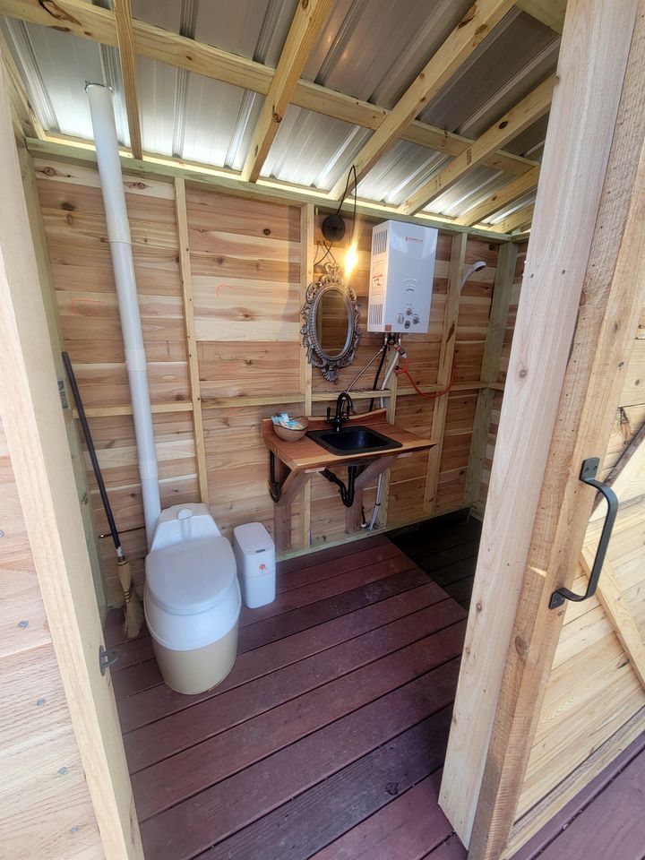Enchanting Bell Tent near Table Rock State Park Ideal for Glamping in South Carolina