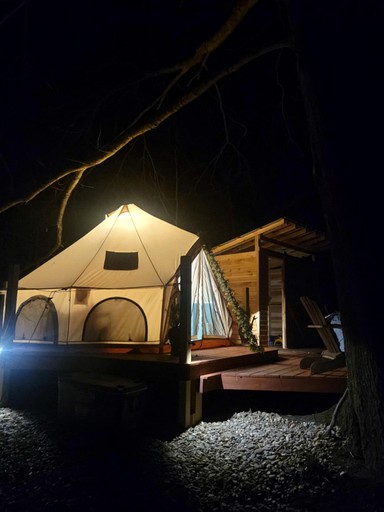 Bell Tents (United States of America, --, South Carolina)