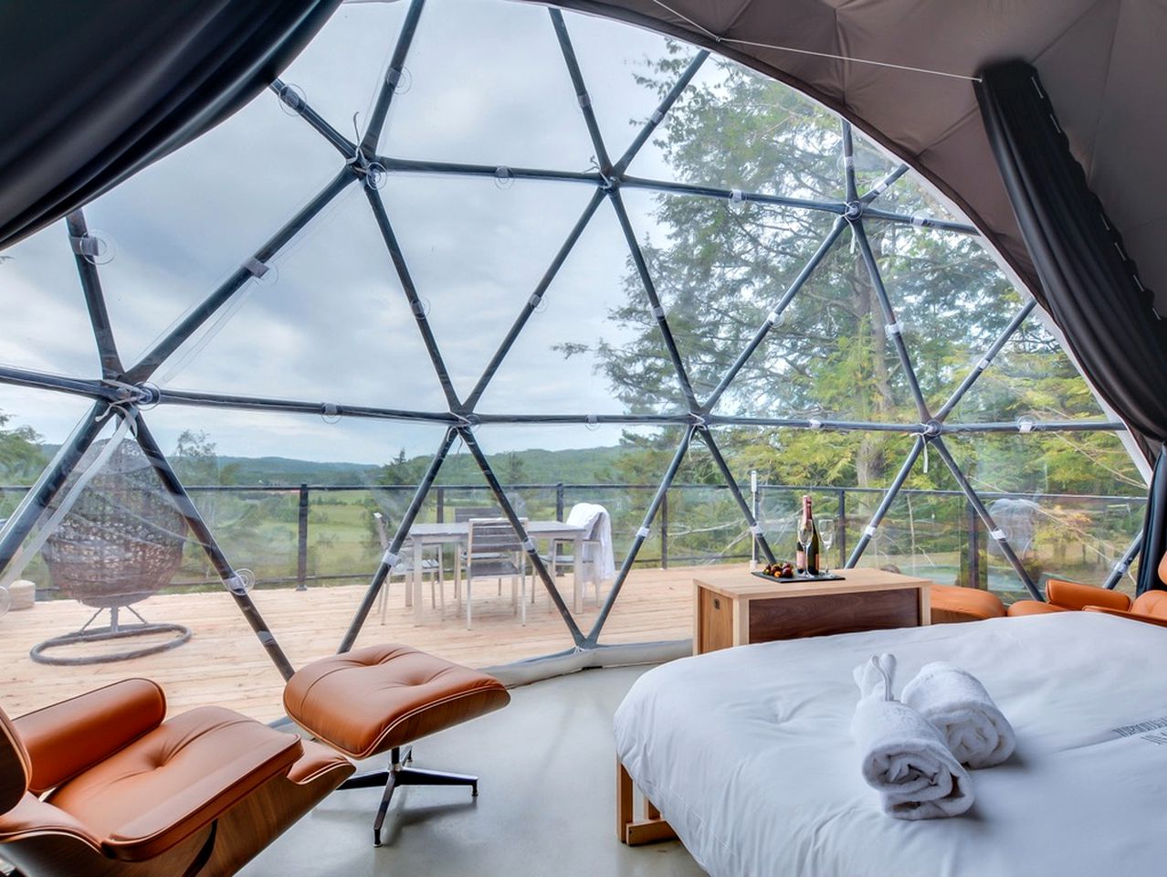 Mont Tremblant Glamping Dome for a Romantic Weekend near Quebec