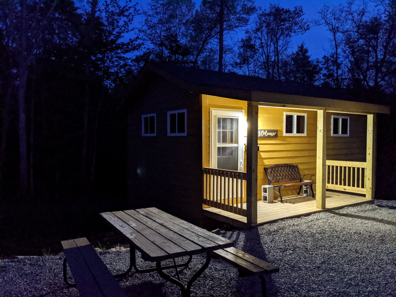 Amazing Pet-Friendly Cabin Rental near Summersville Lake in Fayetteville, West Virginia