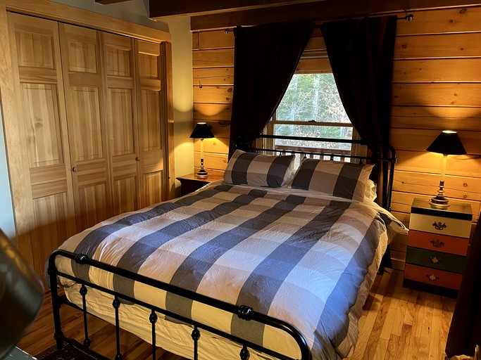 Log Cabins (United States of America, West Dover, Vermont)