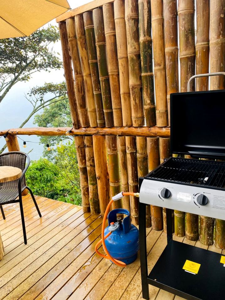 Romantic Cabins with Mountain Views and Jacuzzi in Nature in Antioquia, Colombia