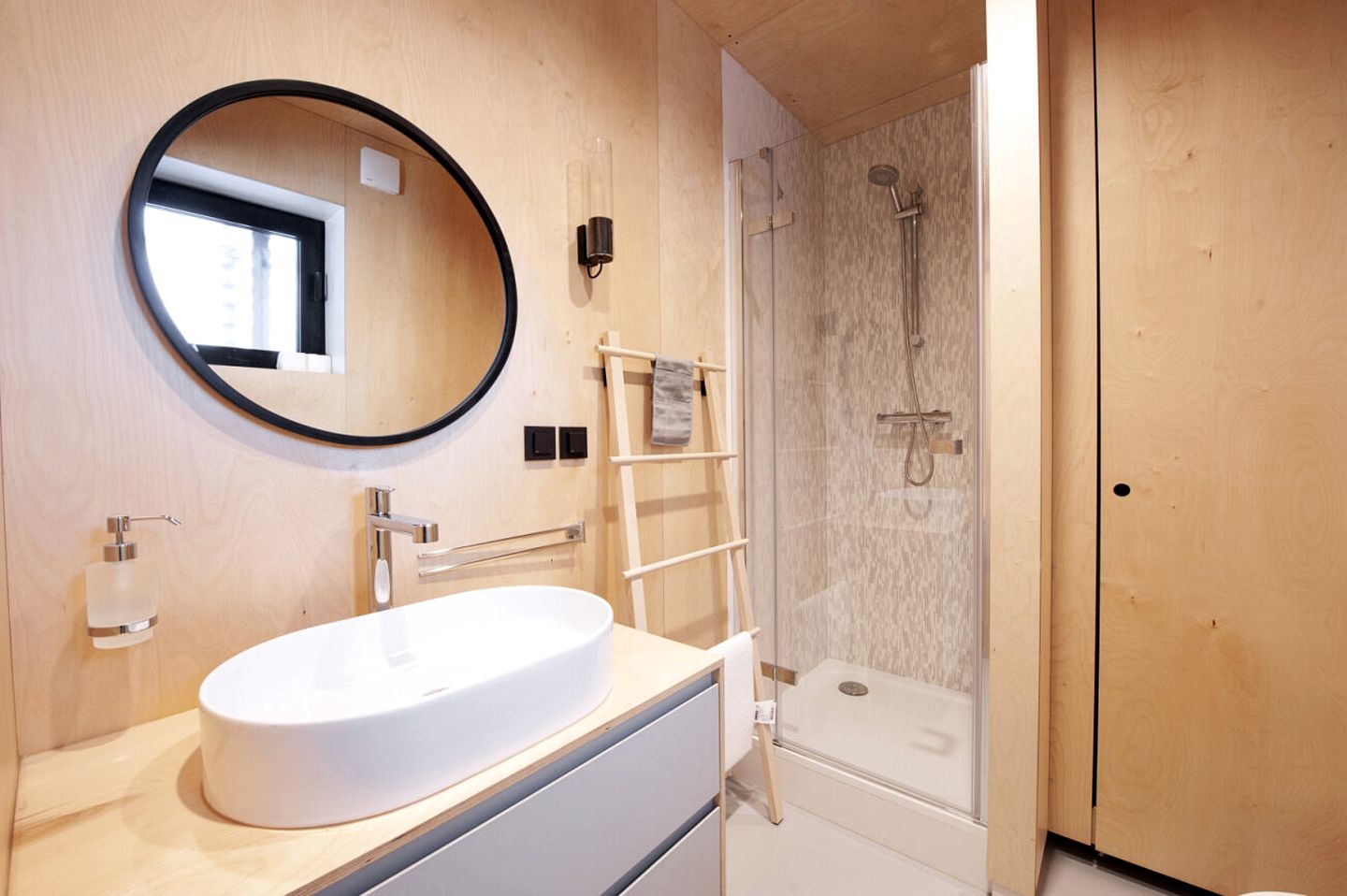 Magical Mountain Stay for Glamping near Špindlerův Mlýn, Czech Republic