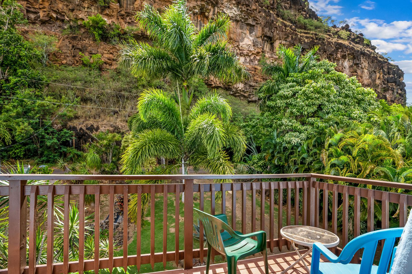 Luxury Dome Nestled in Waimea Valley, Kauai