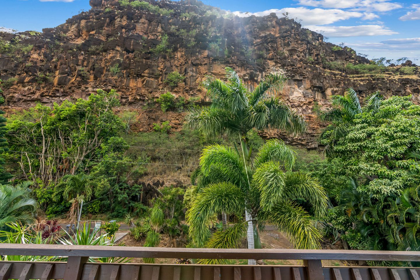 Luxury Dome Nestled in Waimea Valley, Kauai