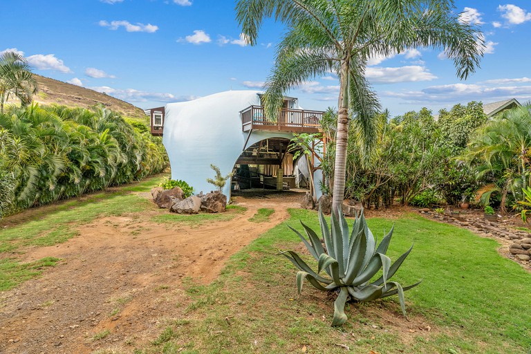 Luxury Dome Nestled in Waimea Valley, Kauai