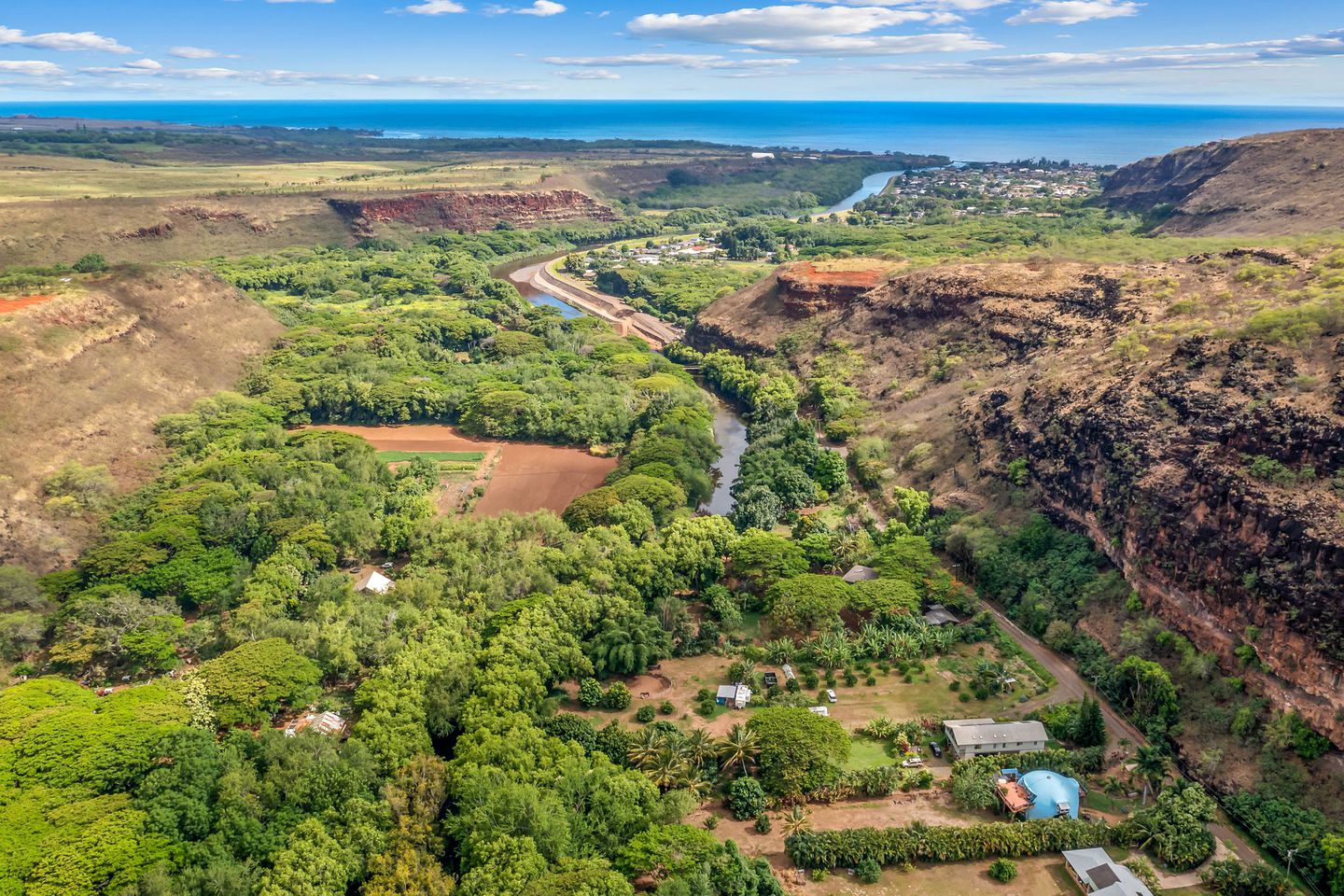 Luxury Dome Nestled in Waimea Valley, Kauai