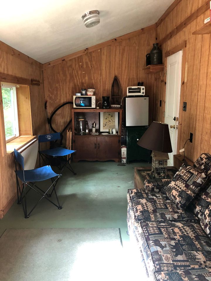 Charming Cabin for the Best of Maine Glamping in Monroe