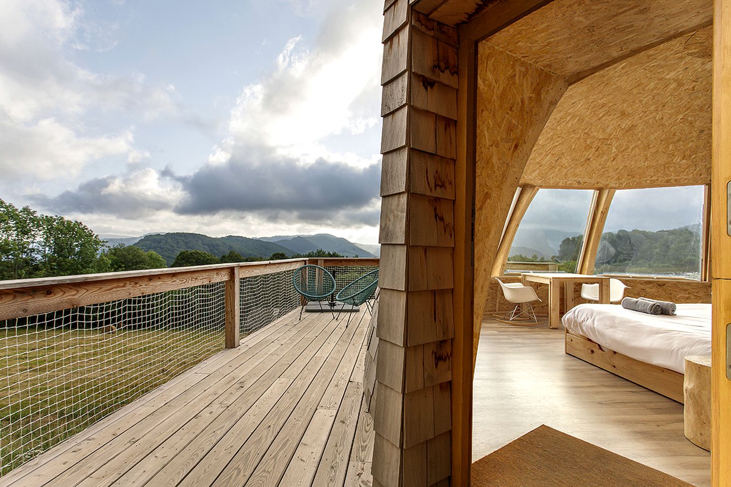 Idyllic Igloo Glamping in Navarre, Spain for an Unforgettable Experience in Nature!