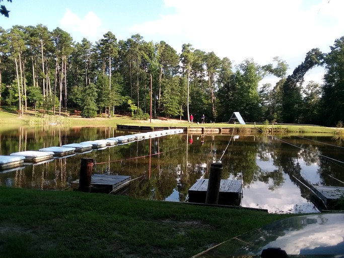 Log Cabins (United States of America, Diana, Texas)