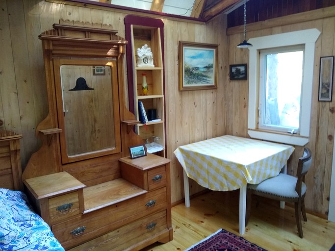 Cabins (Canada, Victoria Beach, Nova Scotia)