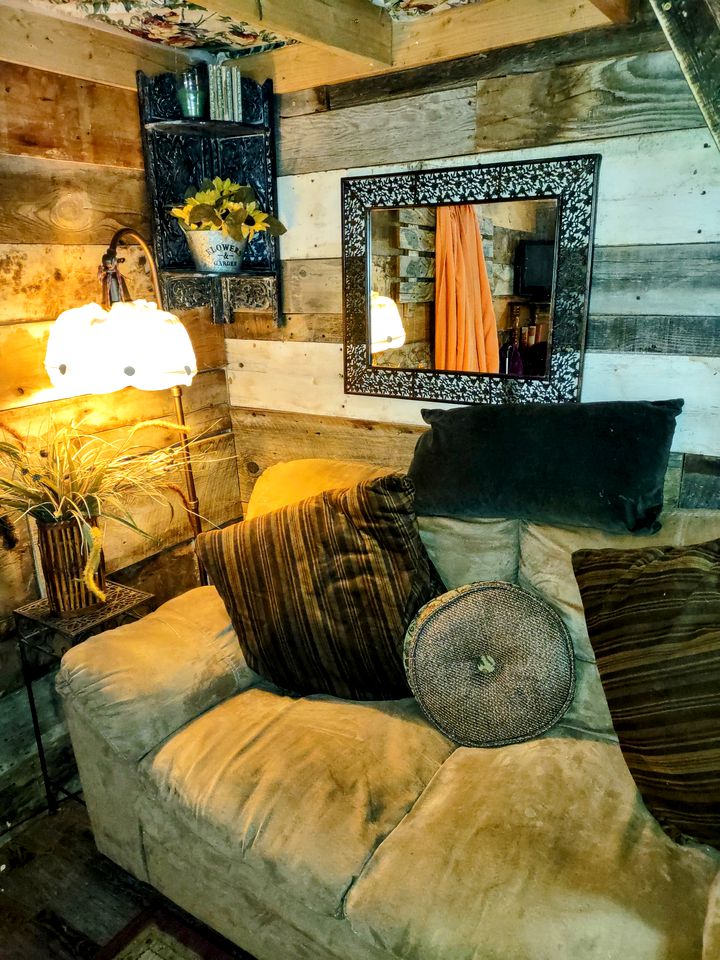 Bohemian Forest Glamping in a Tiny House near Boise, Idaho