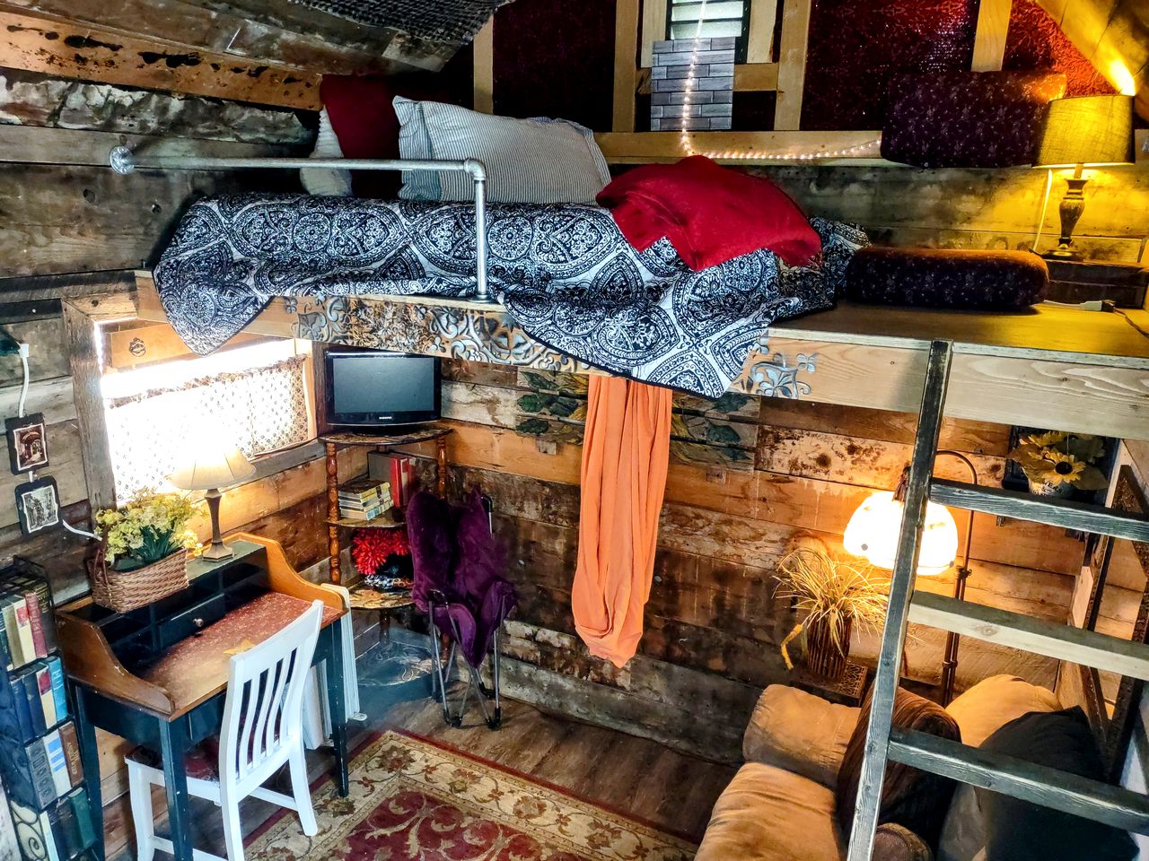 Bohemian Forest Glamping in a Tiny House near Boise, Idaho