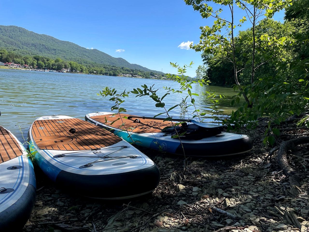 Beautiful Bell Tents for Lakeside Glamping near Knoxville, Tennessee