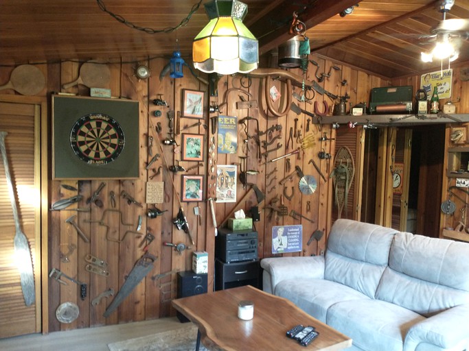 Cottages (Canada, Toronto, Ontario)