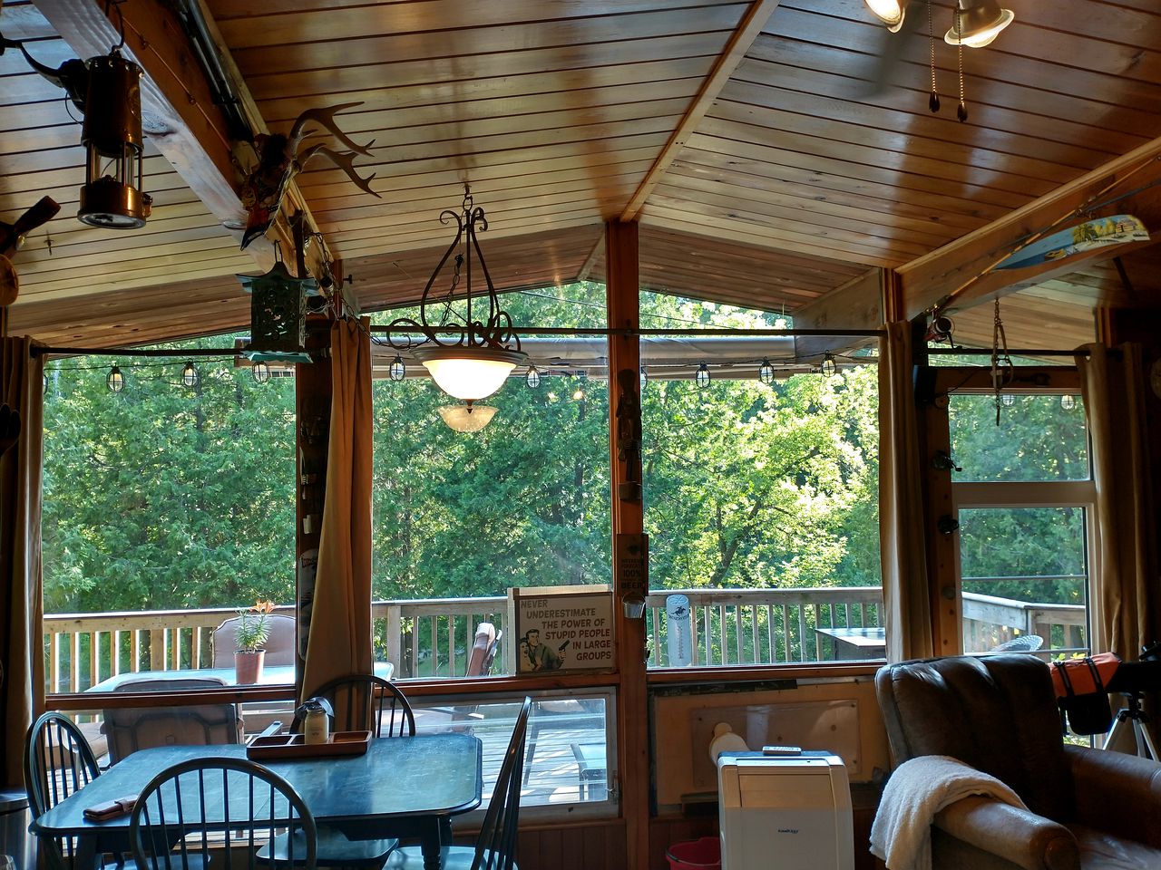 River Front Cabin in Nottawasaga, Perfect for Family Glamping Vacations