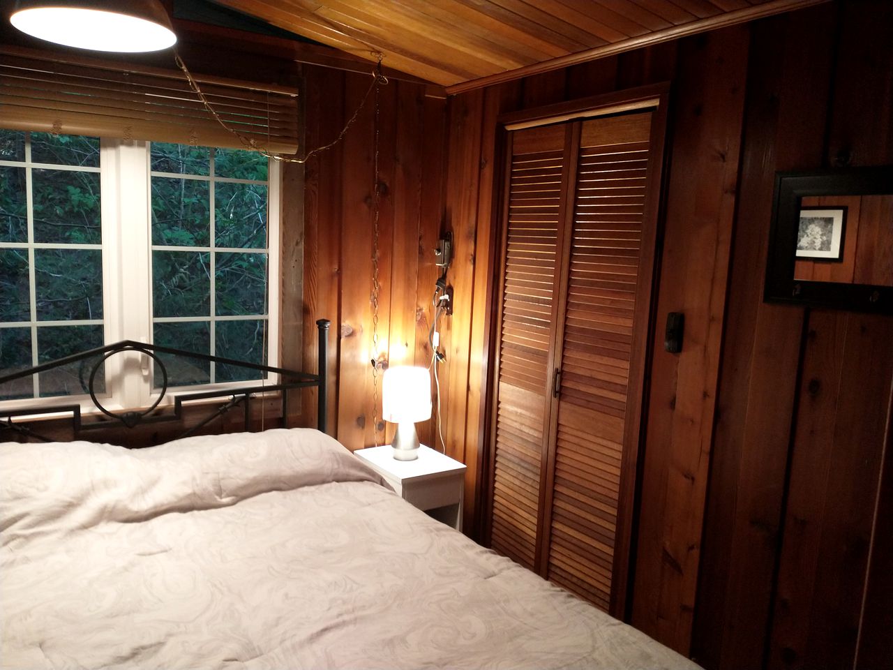 River Front Cabin in Nottawasaga, Perfect for Family Glamping Vacations