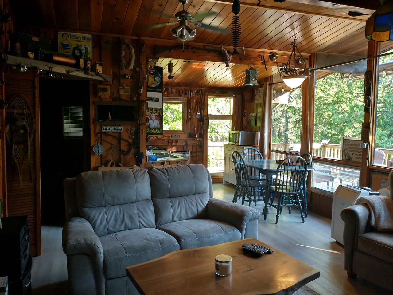 River Front Cabin in Nottawasaga, Perfect for Family Glamping Vacations