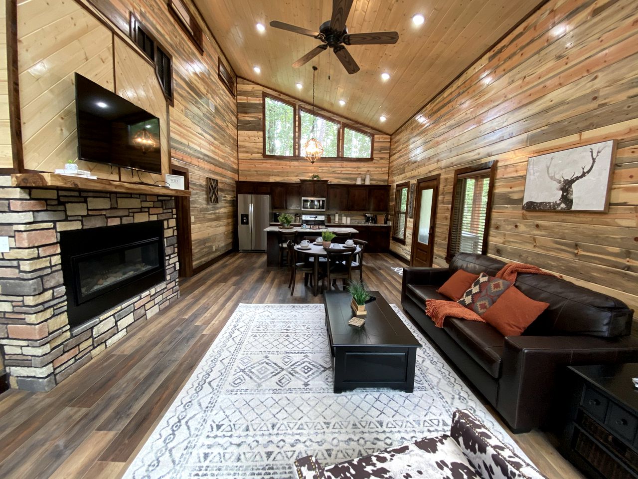 Luxury Glamping in Oklahoma near Mountain Fork Lake, Ideal for Family Vacations