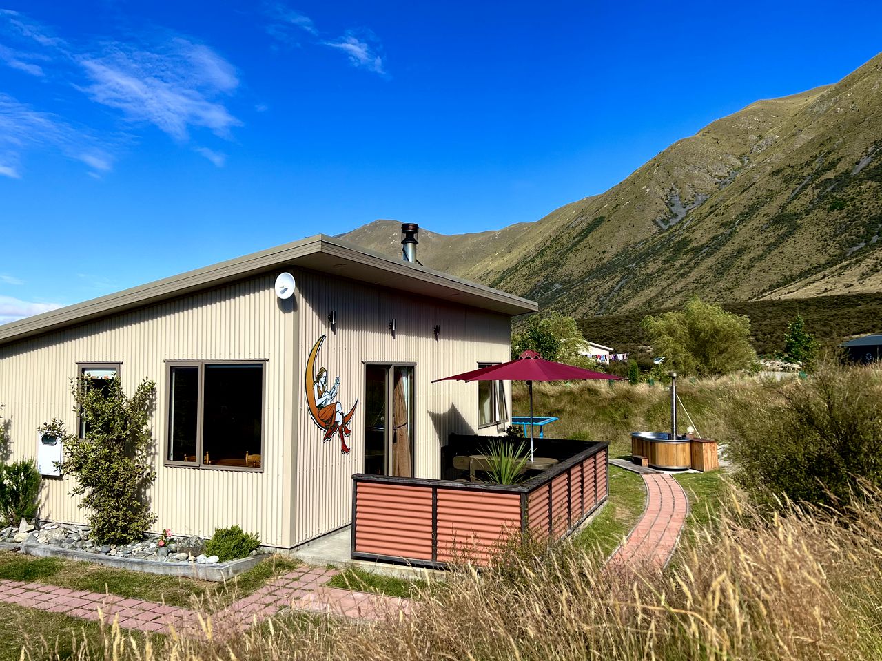 Glamping Vacation at this Eco-Friendly Cottage in South Island, New Zealand