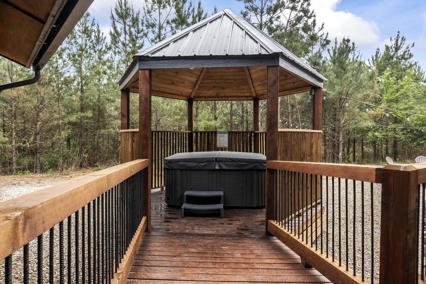 Pet-friendly Luxury Cabin for Glamping Family Holiday in Broken Bow, Oklahoma