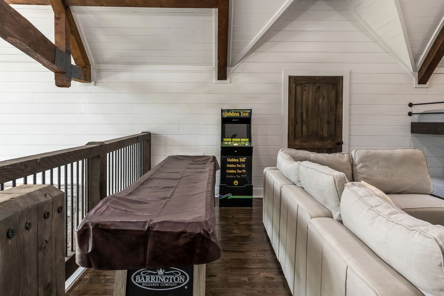 Pet-friendly Luxury Cabin for Glamping Family Holiday in Broken Bow, Oklahoma