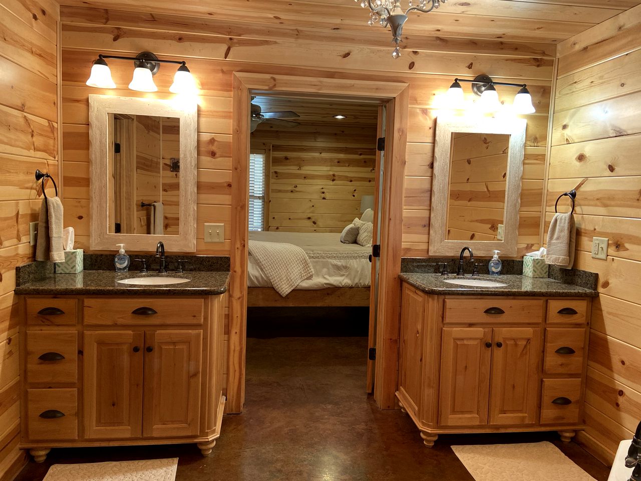 Family-Friendly Glamping Experience in Broken Bow, Oklahoma