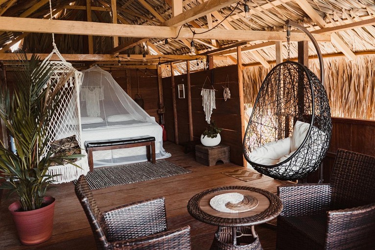 Cabins (Panama, Panama, Panamá)