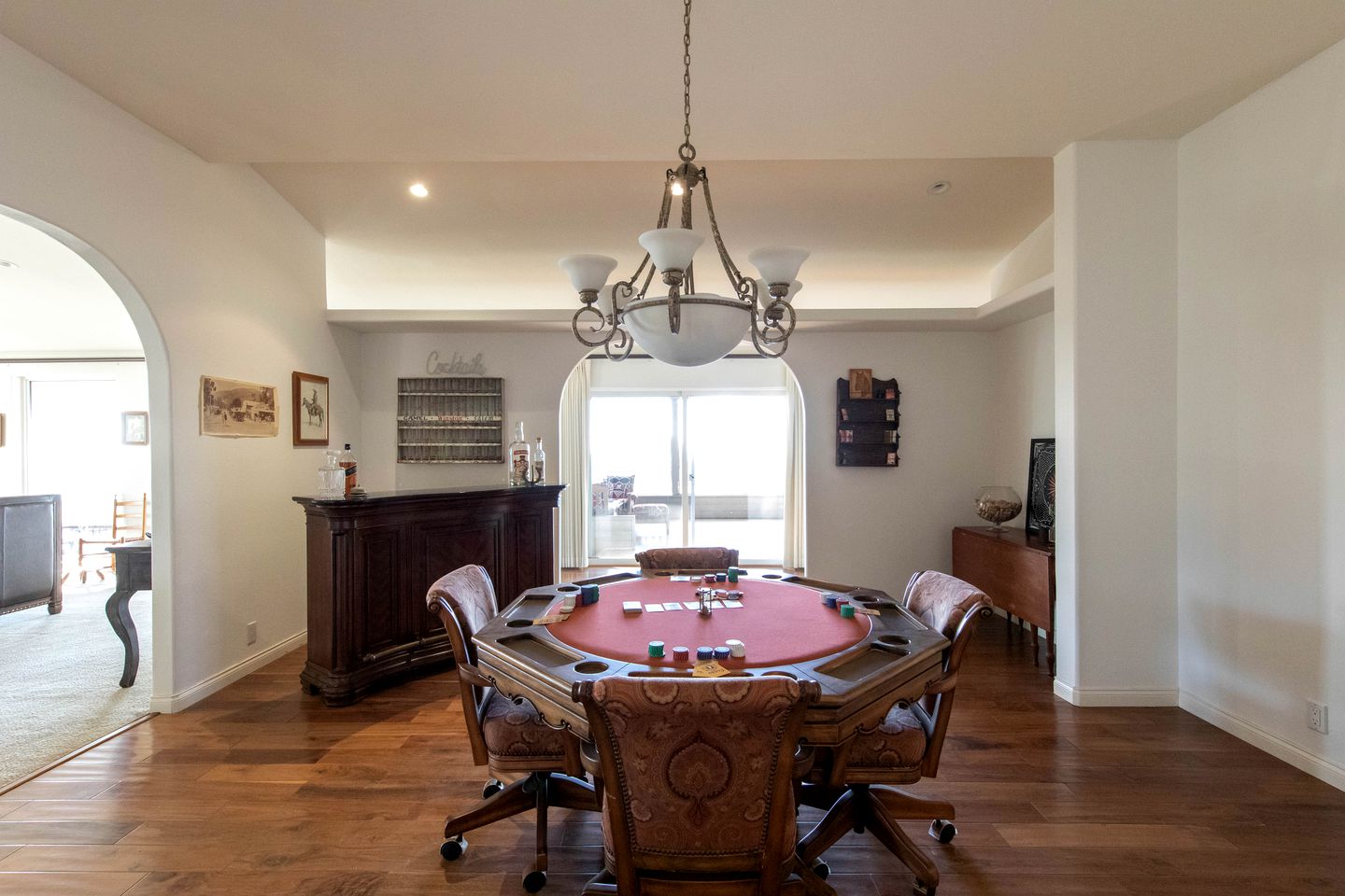 Luxury Villa near the Beach in California, Great for Group Vacations