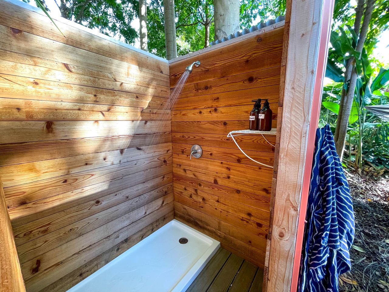 Glamping Safari Tent for Nature Escapes in Hawaii