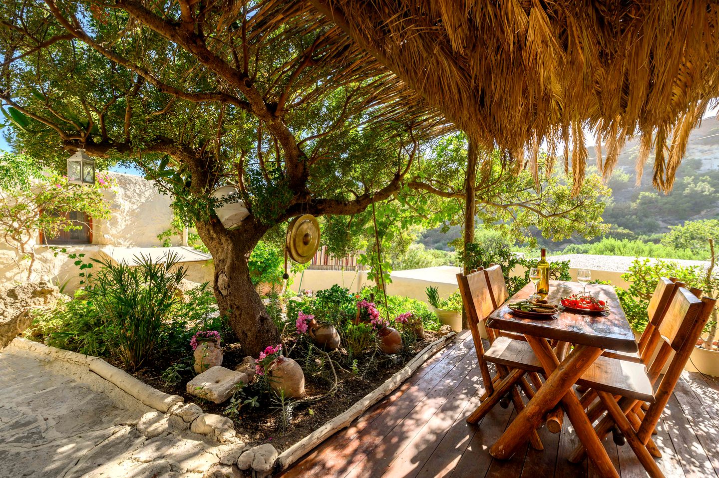 Charming Cottage for Glamping near Picturesque Sandy Beaches in Historic Crete