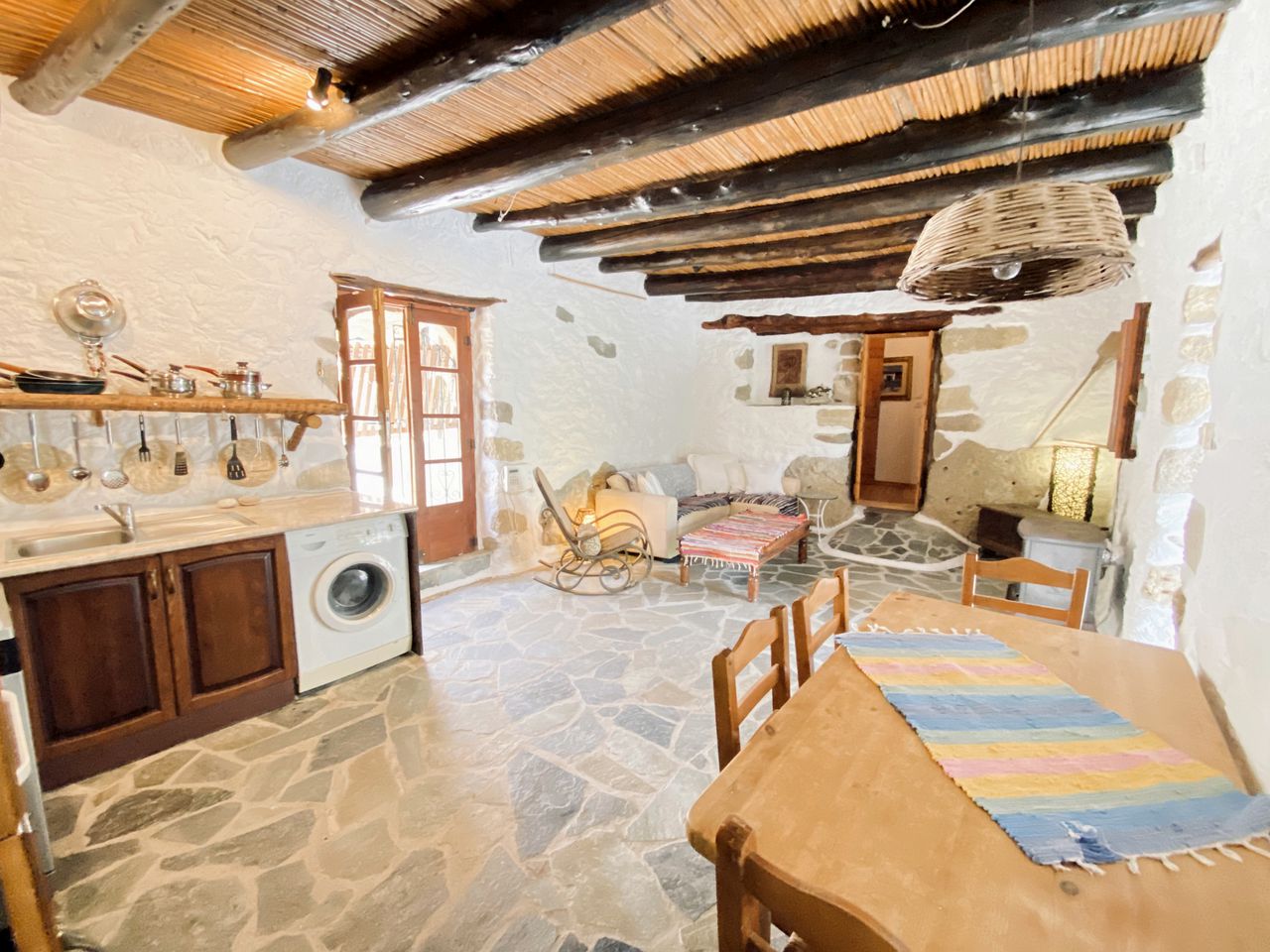 Lovely Cottage in the Grecian Countryside, Glamping Getaways in Crete