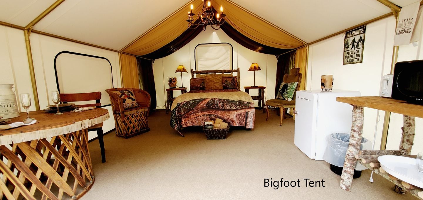 Lovely Glamping Tents for Romantic Weekends in Nature in Washington