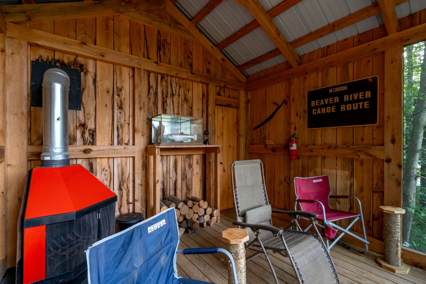 Charming Cabin for Glamping in the Adirondacks, Ideal for a Couples Getaway