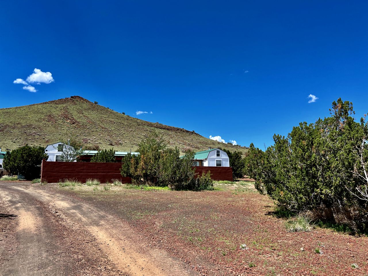 Spa Glamping Experience in a Tiny Barn, to Relax in Flagstaff
