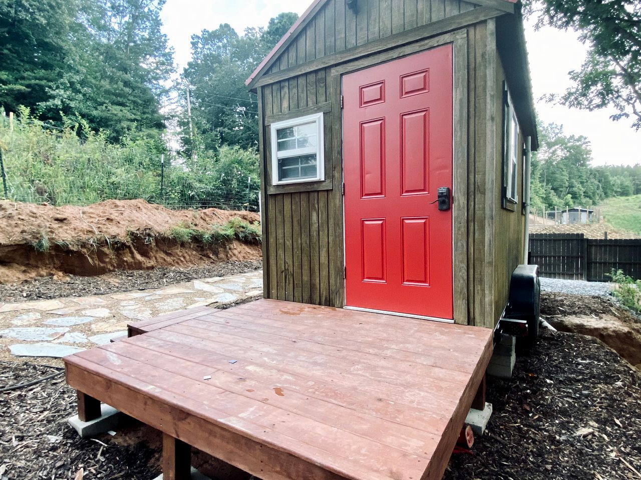 Tiny House Glamping Destination For North Carolina Nature Escapes
