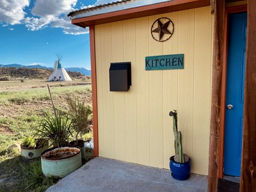 Authentic Navajo Yurt in Colorado for Romantic Mountain Escapes Near Mesa Verde National Park photo 3