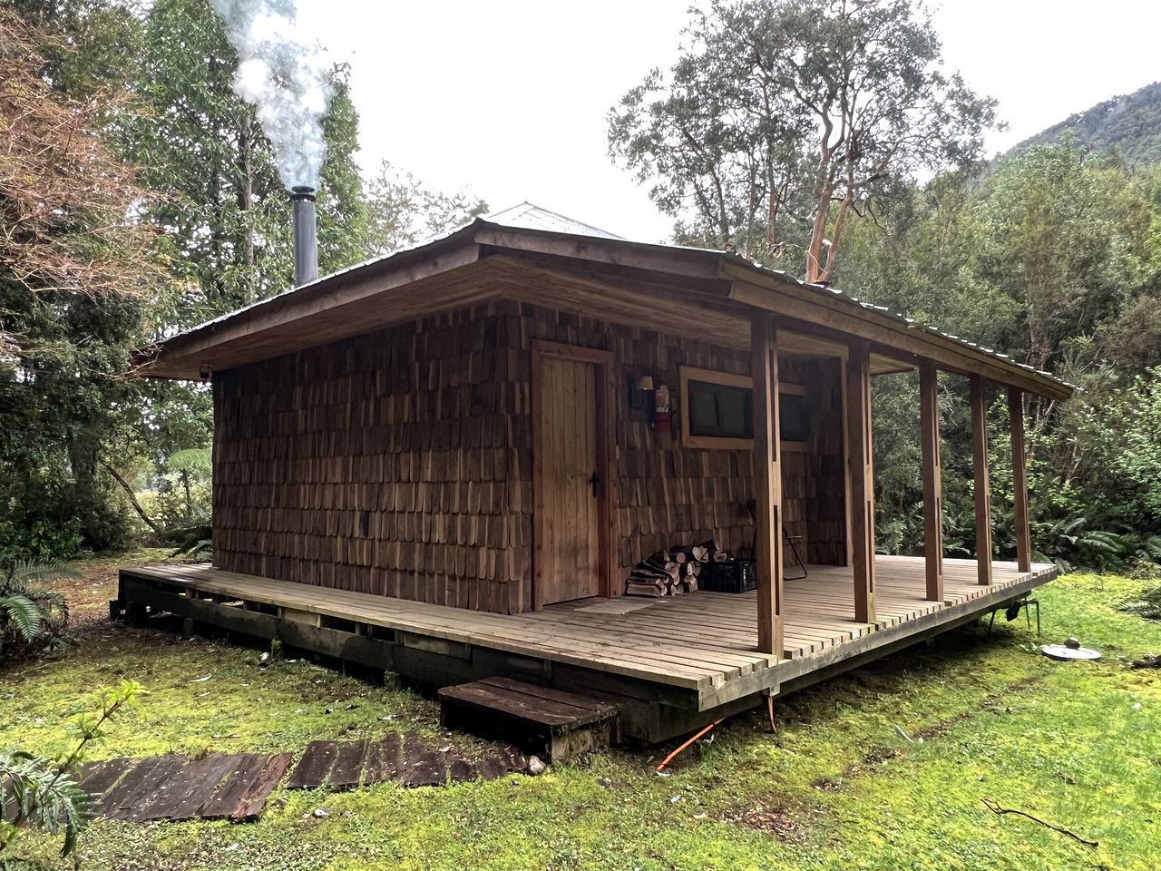 Glamping Cabin with Access to River, Fjords and Private Island in Chile